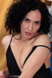 Mature Pussy Pics