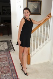 Naked Mature & Nude Moms Pussy Pics