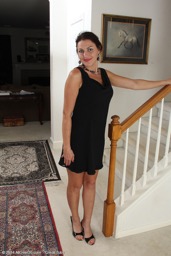 Naked Mature & Nude Moms Pussy Pics