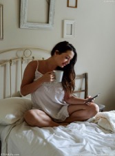 Naked Milf & Moms FTV Pictures