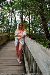 Naked Milf & Moms FTV Pictures