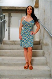 Naked Milf & Moms FTV Pictures