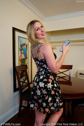 Naked Milf & Moms FTV Pictures
