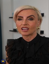 Mature & MILF Porn Pics